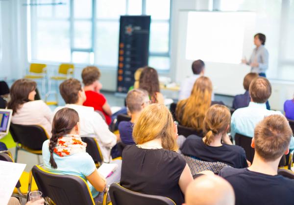 conference_02.jpg Thumbnail